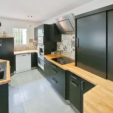 Ferienhaus Les Gatines - Jardin - 300m Gare - Wifi