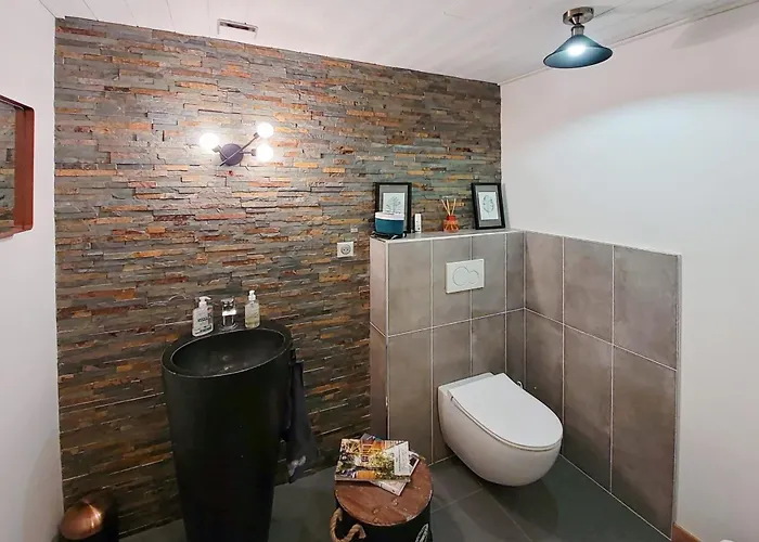 Les Gatines - Jardin - 300m Gare - Wifi Ferienhaus