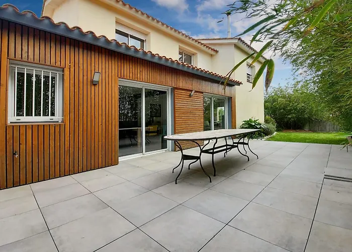 Les Gatines - Jardin - 300m Gare - Wifi *