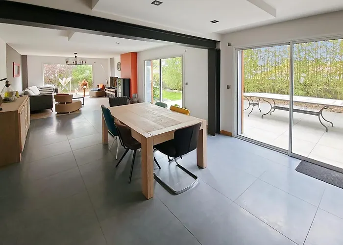 Les Gatines - Jardin - 300m Gare - Wifi * Challans