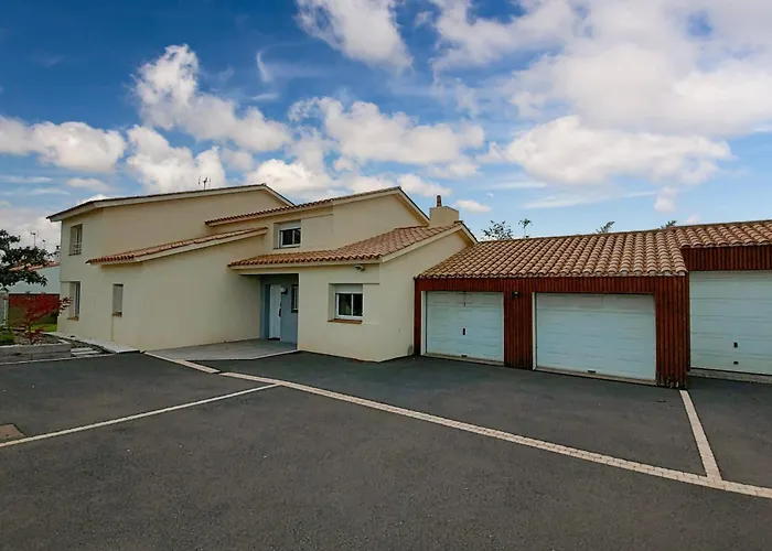 Ferienhaus Les Gatines - Jardin - 300m Gare - Wifi