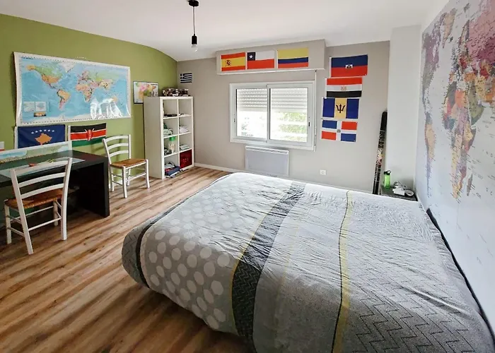 Les Gatines - Jardin - 300m Gare - Wifi Ferienhaus *